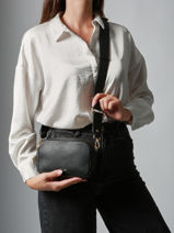 Sac Bandouli�re Tradition Cuir Etrier Noir tradition ETRA141S-vue-porte